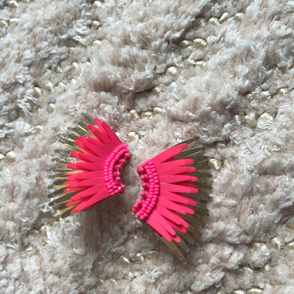 Beautiful MG mini Madeline earrings